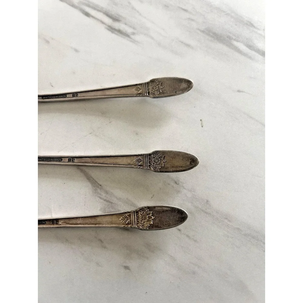 Vintage 1847 Rogers Bros IS First Love Silver Plate Salad Forks Lot of 3 BxA